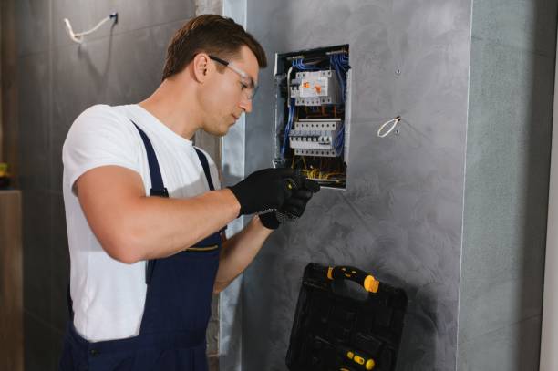 Best Electrical Contractors for Businesses  in Country Club Hills, MO