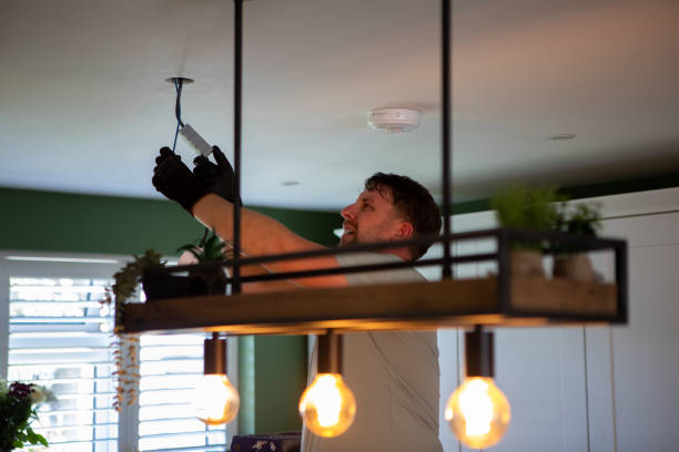 Best Home Electrical Repair  in Country Club Hills, MO
